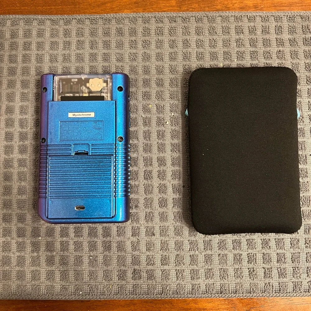 Custom Chameleon “Mystichrome” Game Boy DMG